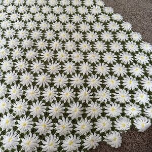 Vntg Granny Crochet Daisy Blanket